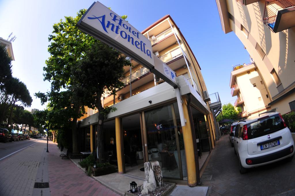 Hotel Antonella Lido di Classe Kültér fotó